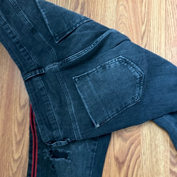 Black zara jeans, slightely distressed, and red stripes on side. - Picture 4 of 5